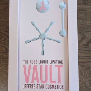 Jeffree Star Nude Lipstick Vault